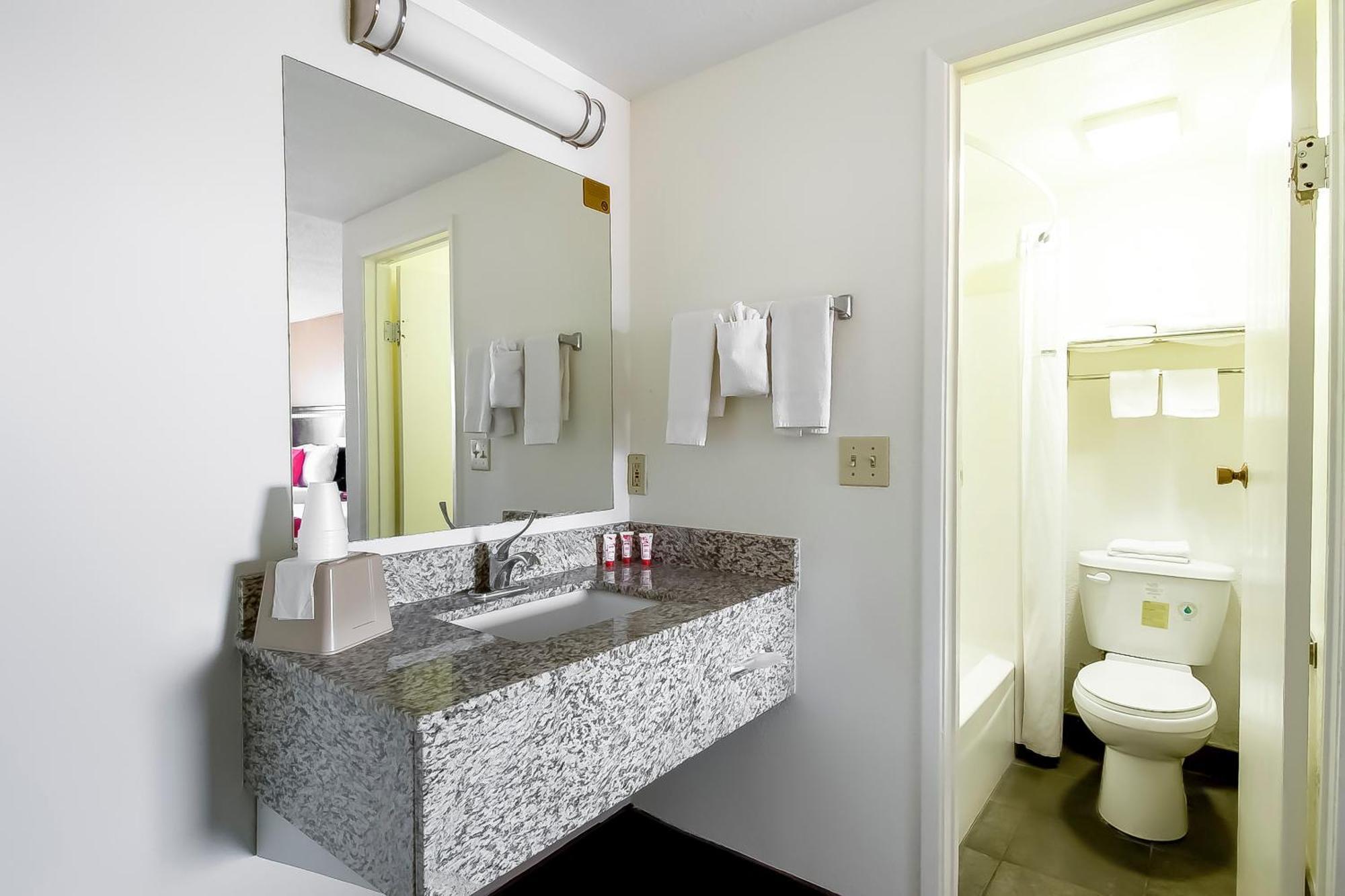 Oyo Hotel Eloy Casa Grande Near I-10 Ngoại thất bức ảnh